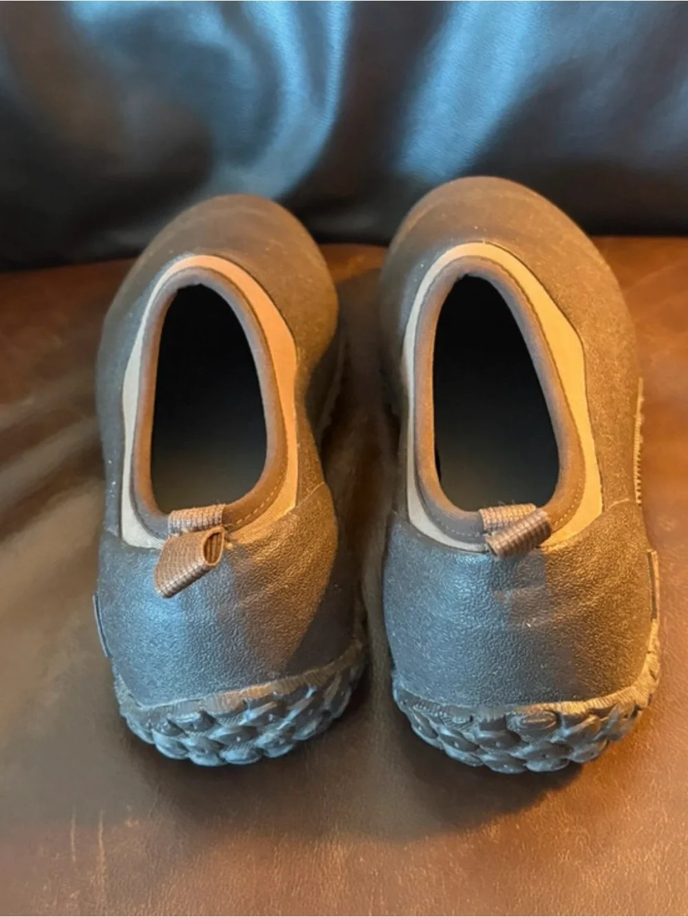 Men’s muckster low size 11
